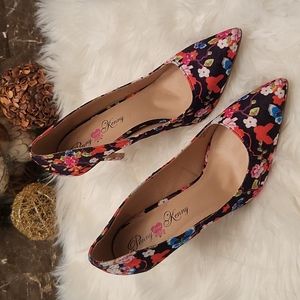 Super cute Penny Loves Kenny floral 4.5" inch heel sz 12M, great condition